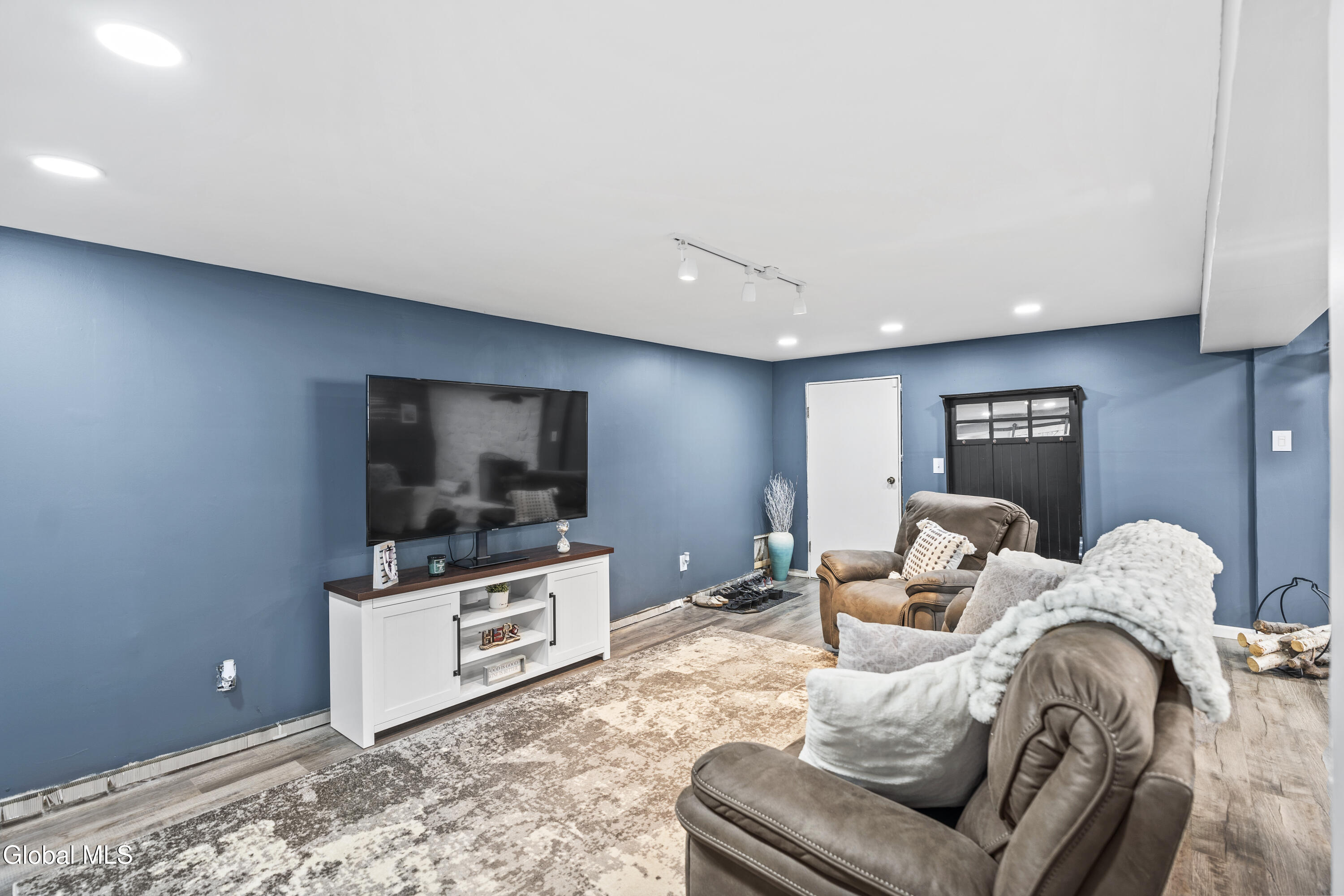 1046 Kania Road Amsterdam, NY 12010 - Photo 37 of 58 DSC04038