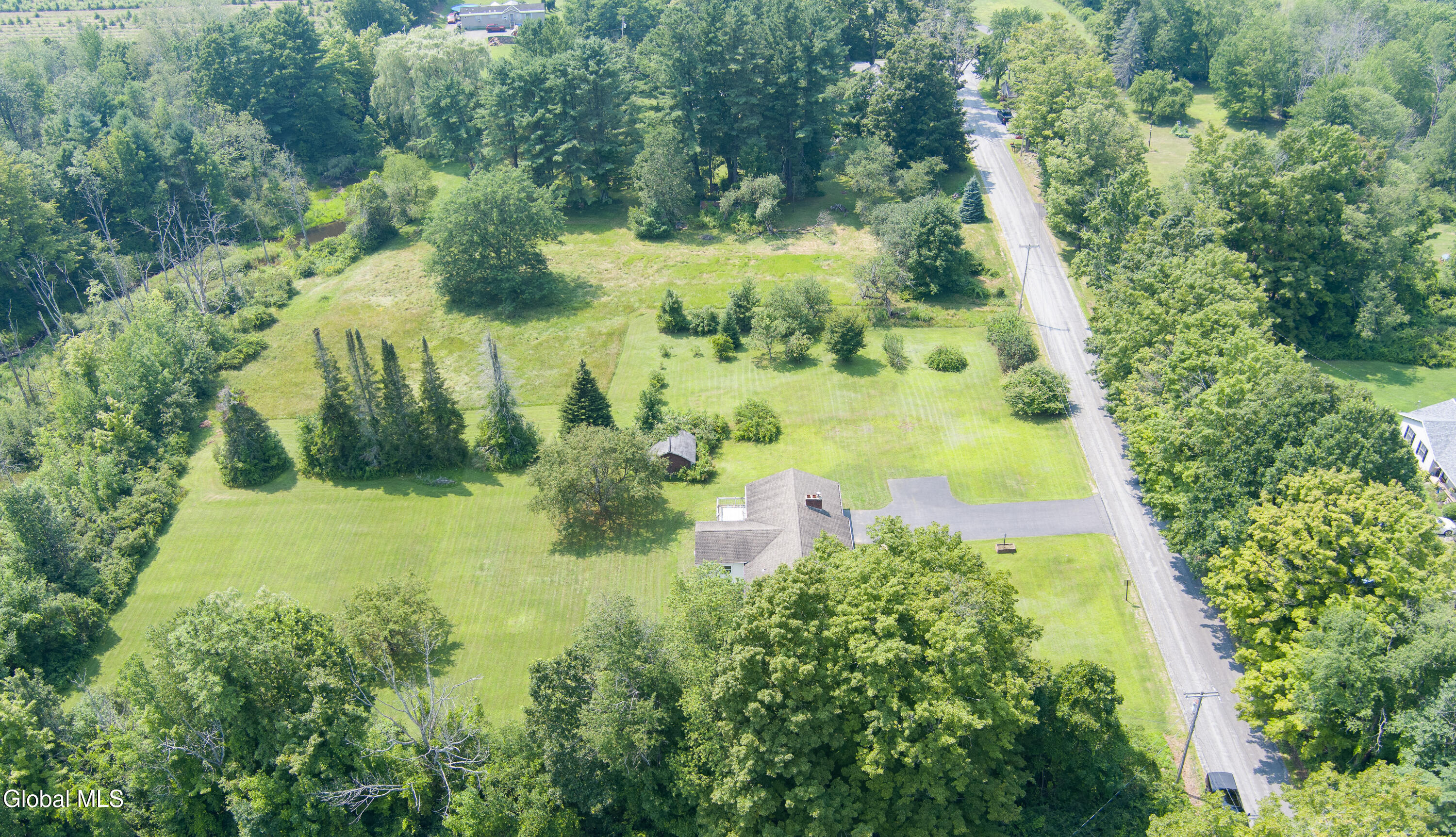 1046 Kania Road Amsterdam, NY 12010 - Photo 53 of 58 MAX_0003