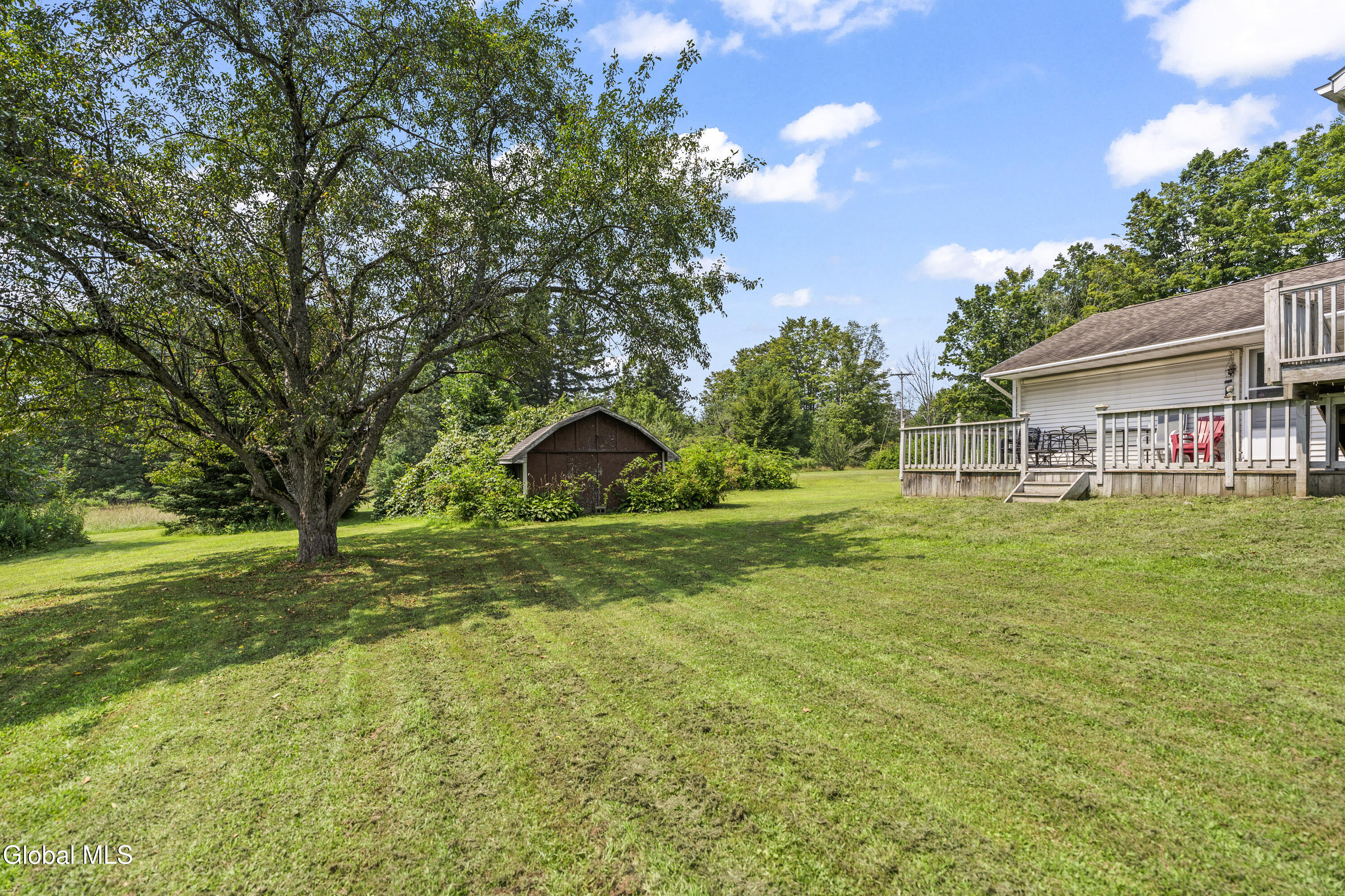 1046 Kania Road Amsterdam, NY 12010 - Photo 6 of 58 DSC03941