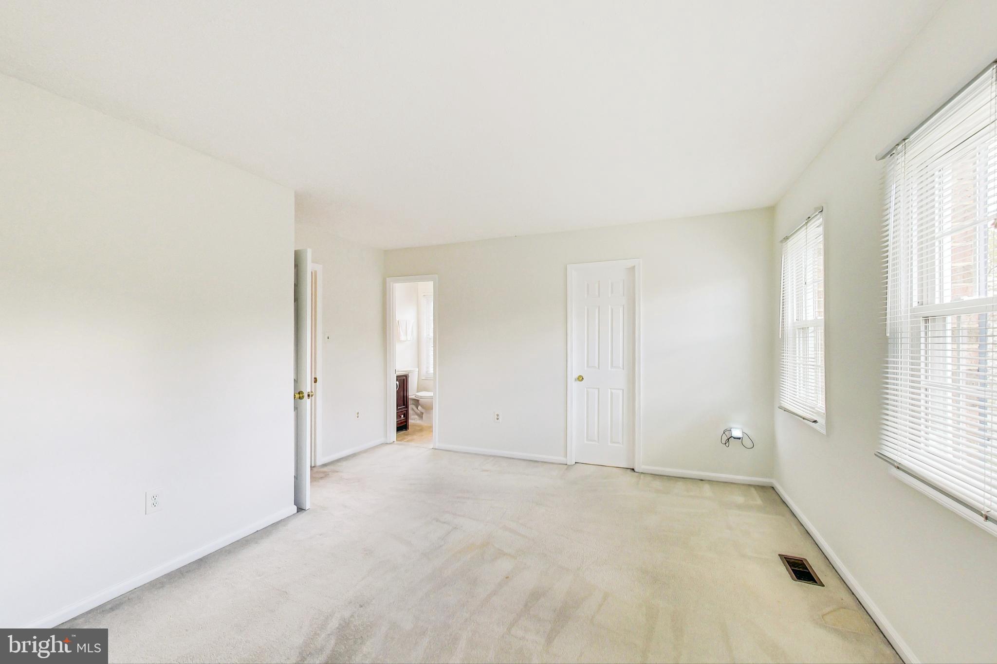 11718 Whittier Road Bowie, MD 20721 - Photo 25 of 70 2nd Lvl Primary Suite, Bath and Walk-in Closet