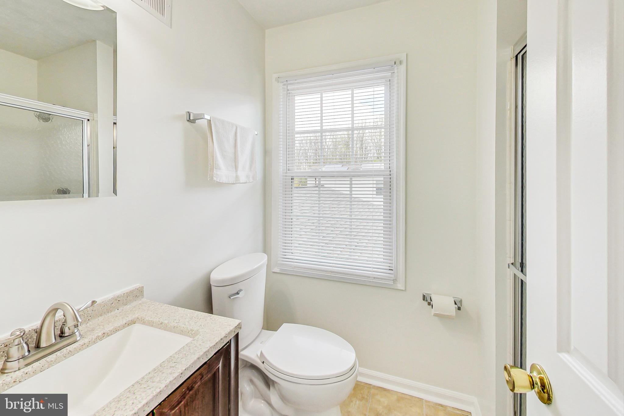11718 Whittier Road Bowie, MD 20721 - Photo 29 of 70 Primary Bath