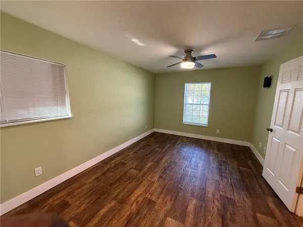 $2,000 | 855 6th Avenue, Vero Beach, FL 32960