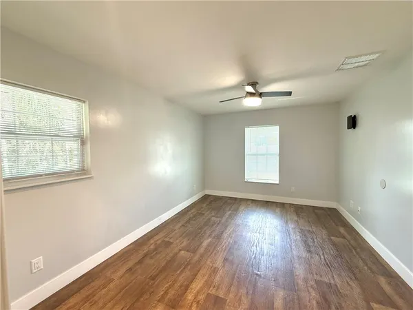 $2,000 | 855 6th Avenue, Vero Beach, FL 32960