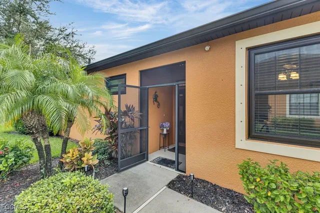 $425,000 | 3725 Pino Vista Way, Estero, FL 33928