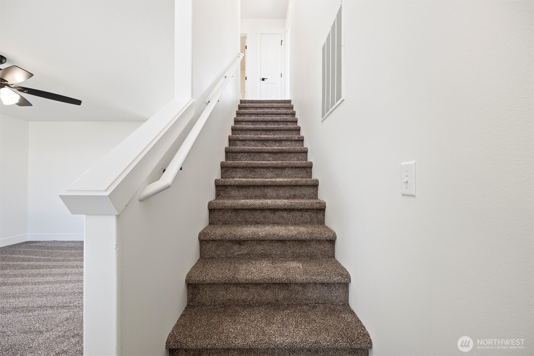 653 East Franklin Street Connell, WA 99326 - Photo 15 of 26 a view of entryway