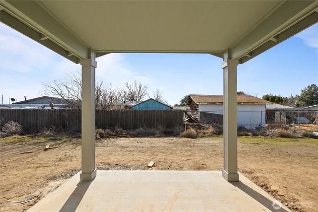 a view of a outdoor space