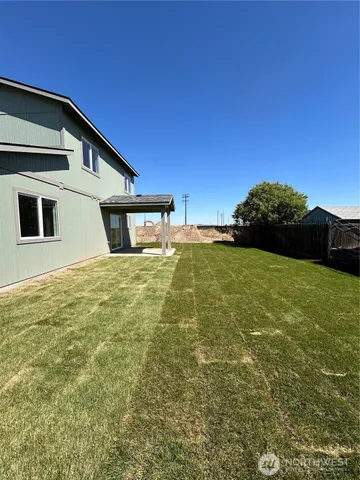 a house view with a outdoor space