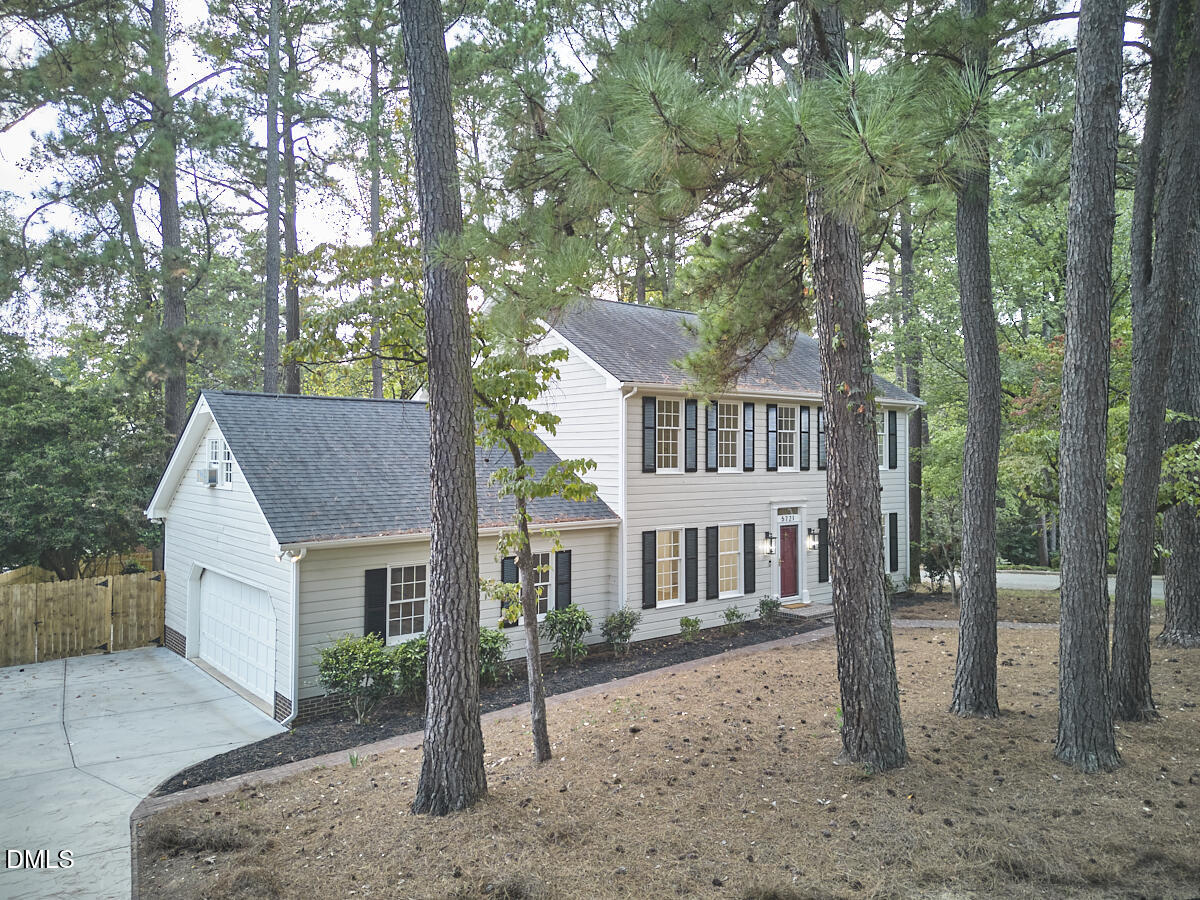 5721 Timber Ridge Drive Raleigh, NC 27609 - Photo 5 of 76 061