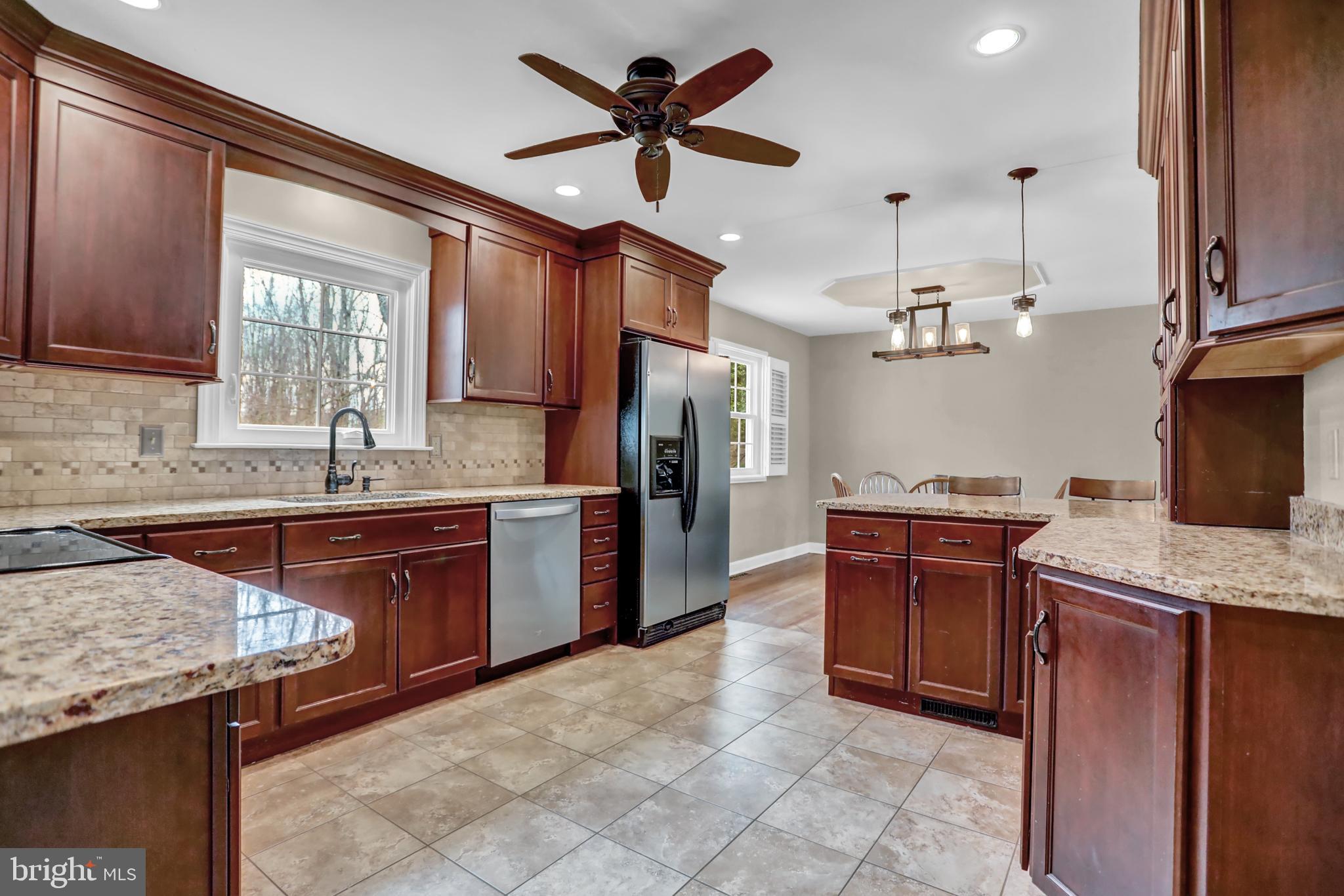 3305 Dublin Manor Road Street, MD 21154 - Photo 11 of 43 Kitchen