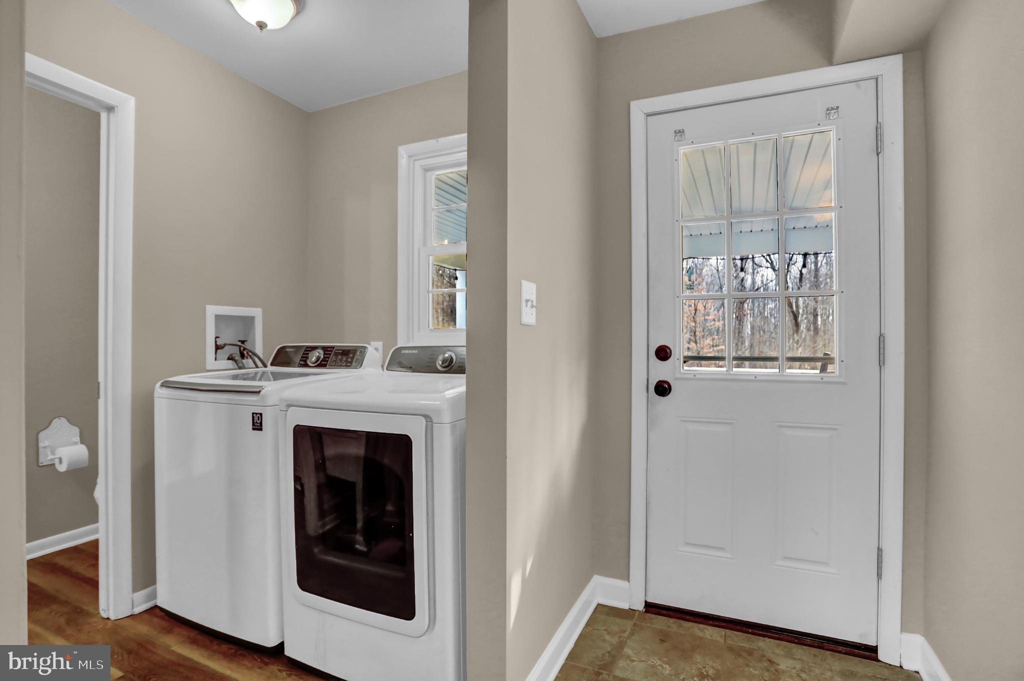 3305 Dublin Manor Road Street, MD 21154 - Photo 20 of 43 Main level laundry