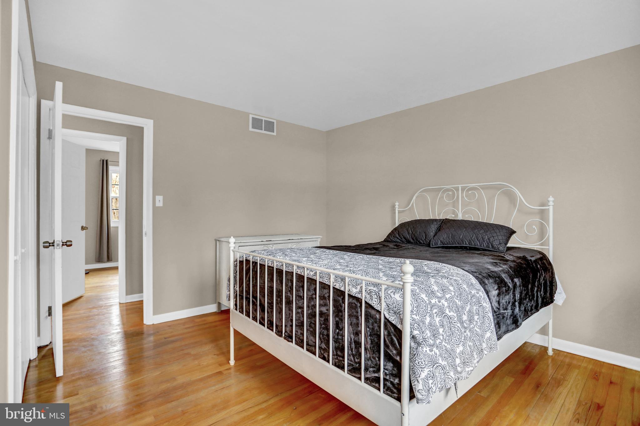 3305 Dublin Manor Road Street, MD 21154 - Photo 24 of 43 Primary bedroom