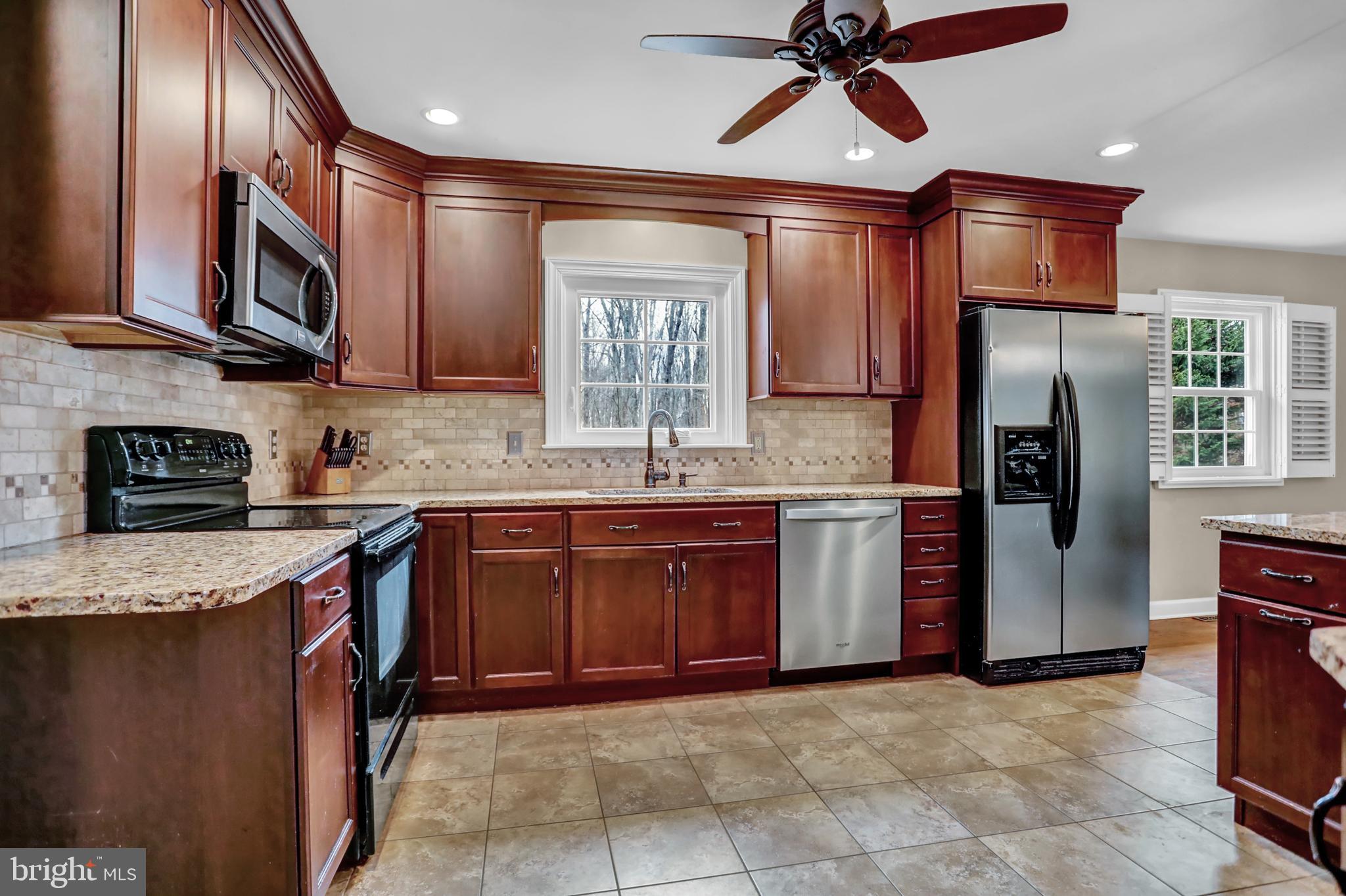 3305 Dublin Manor Road Street, MD 21154 - Photo 10 of 43 Kitchen