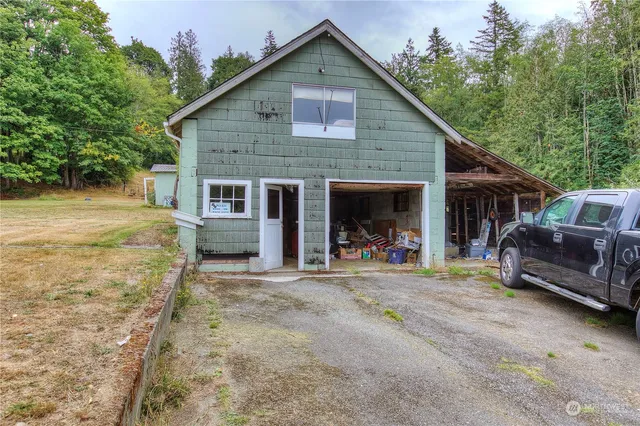 $1,499,000 | 6522 State Highway 303 Northeast, Bremerton, WA 98310