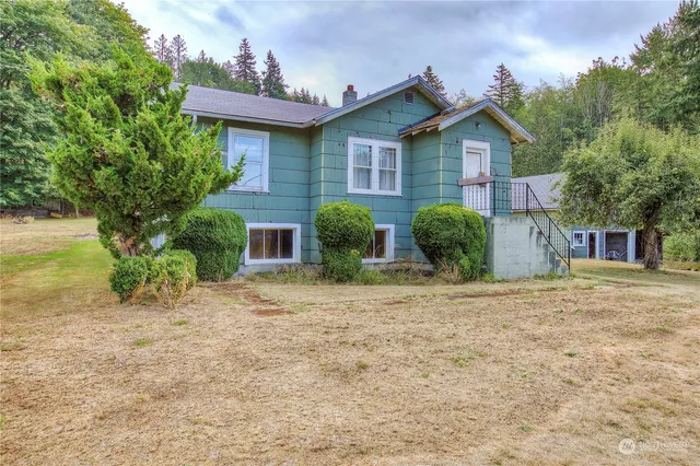 $1,499,000 | 6522 State Highway 303 Northeast, Bremerton, WA 98310
