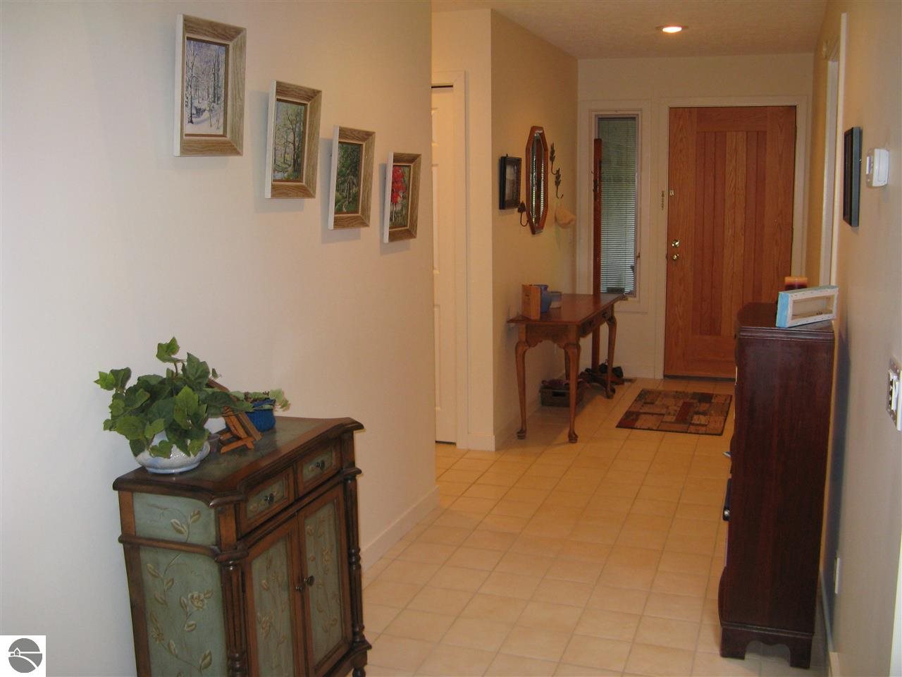 6475 Mission Ridge Traverse City, MI 49686 - Photo 11 of 23 1749735-10.JPG