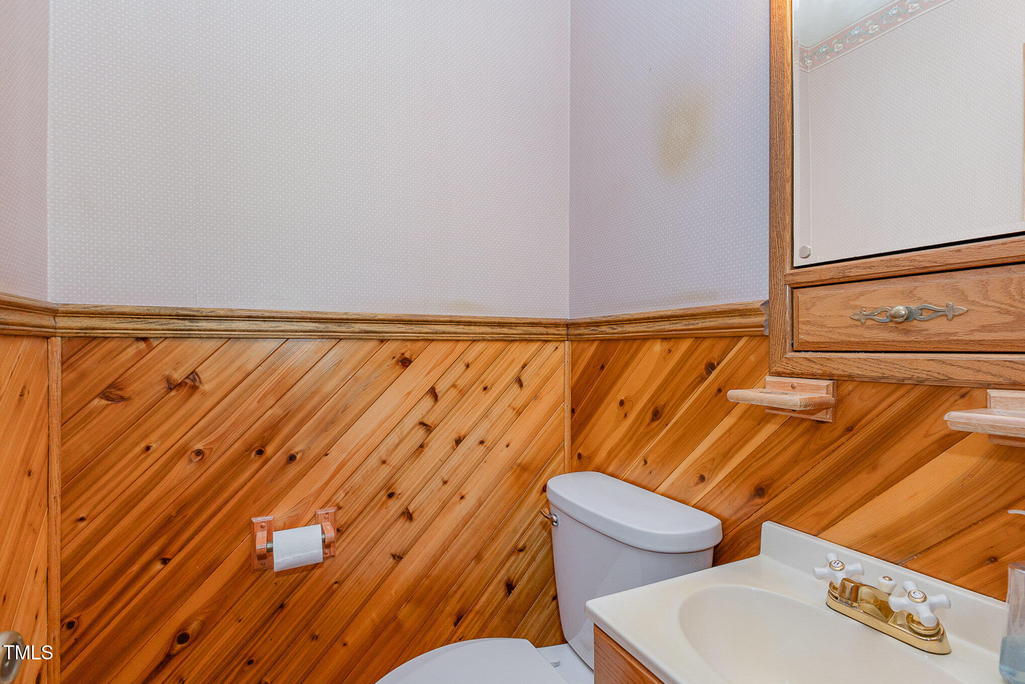 841 Brighton Road Fayetteville, NC 28314 - Photo 15 of 30 Owner Suite bath