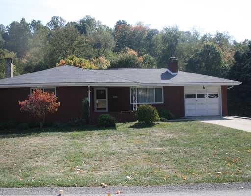 12270 Roth Drive North Huntingdon, PA 15642 - Photo 1 of 8 Exterior Front.