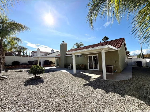 a view of a pathway of a house