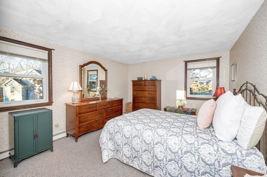 6 Oakland Road Reading, MA 01867 - Photo 12 of 34 Gallery Image 12