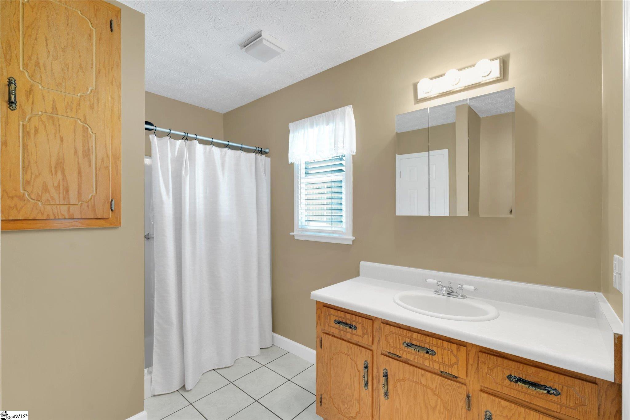 211 Sam Brown Road Seneca, SC 29678 - Photo 22 of 45