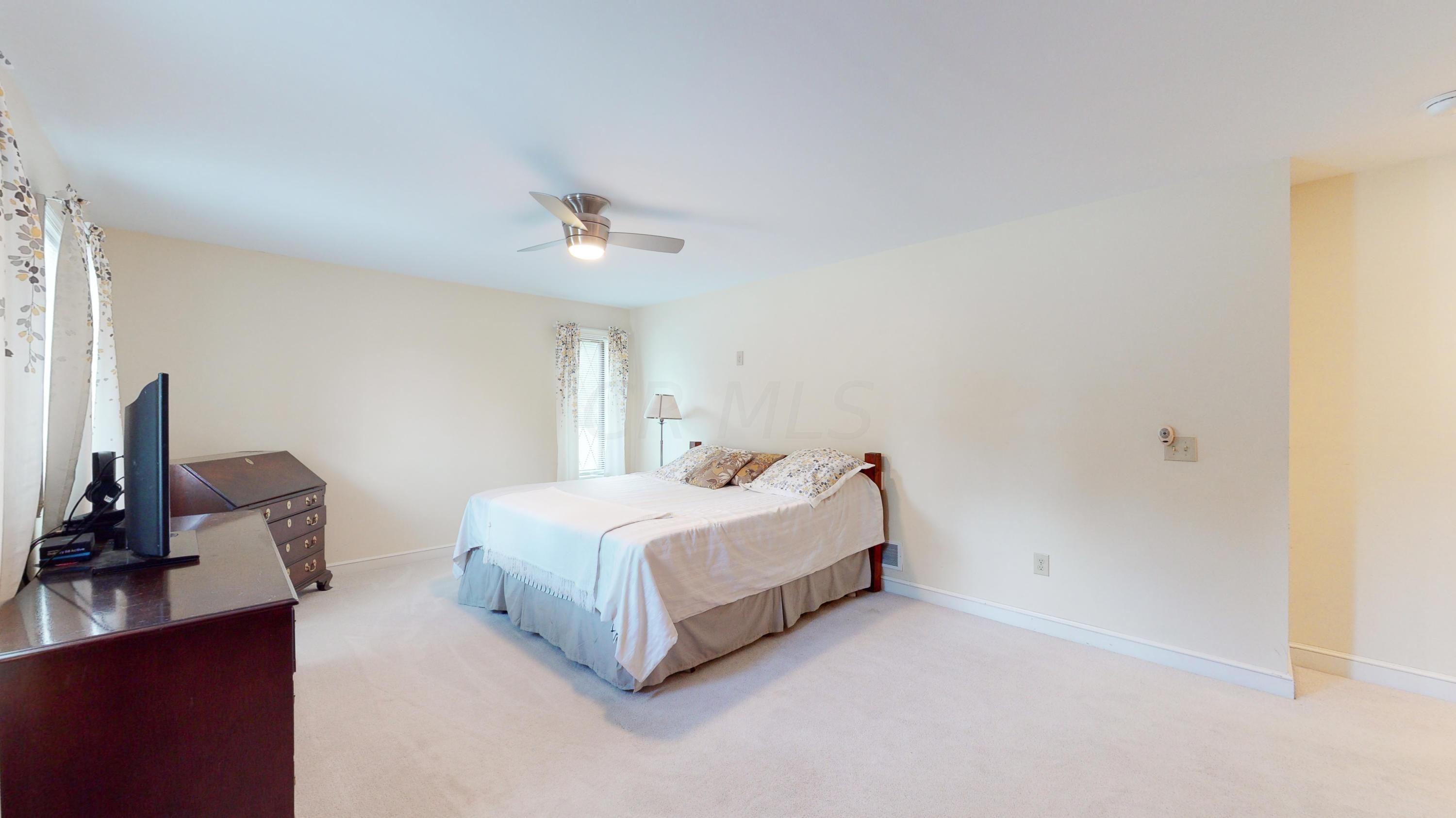 6711 Lambert Road Orient, OH 43146 - Photo 12 of 23 Gallery Image 12