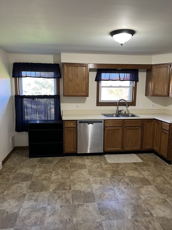 17 Bixby Road, Unit 11 Spencer, MA 01562 - Photo 7 of 9 Gallery Image 7