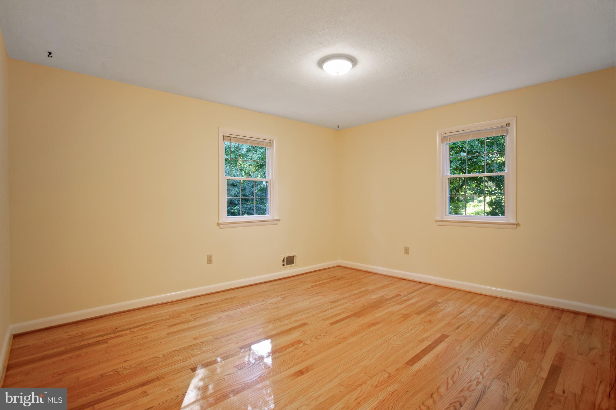 4029 Laurel Road Alexandria, VA 22309 - Photo 12 of 44 Gallery Image 12