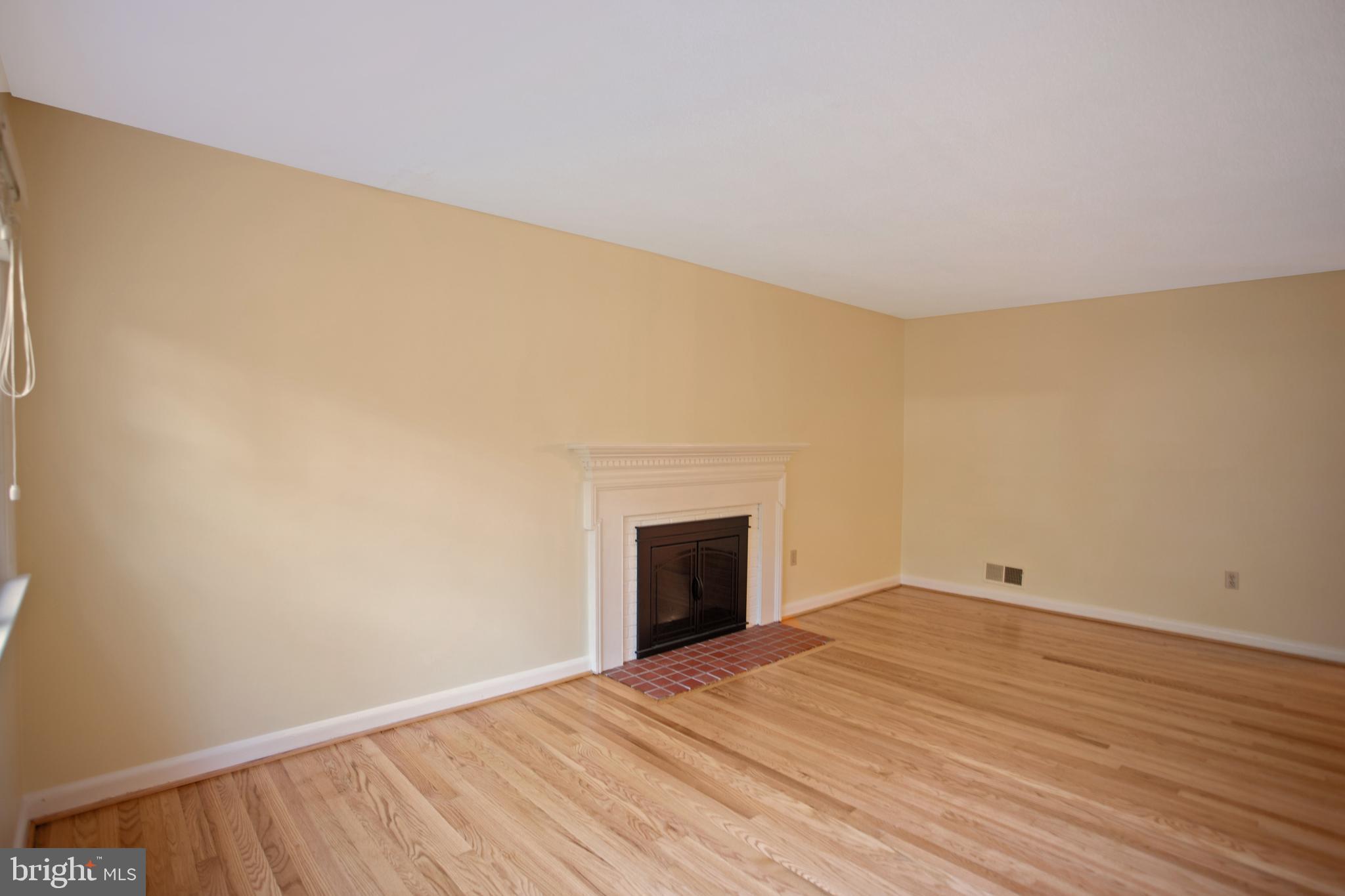 4029 Laurel Road Alexandria, VA 22309 - Photo 3 of 44 Gallery Image 3