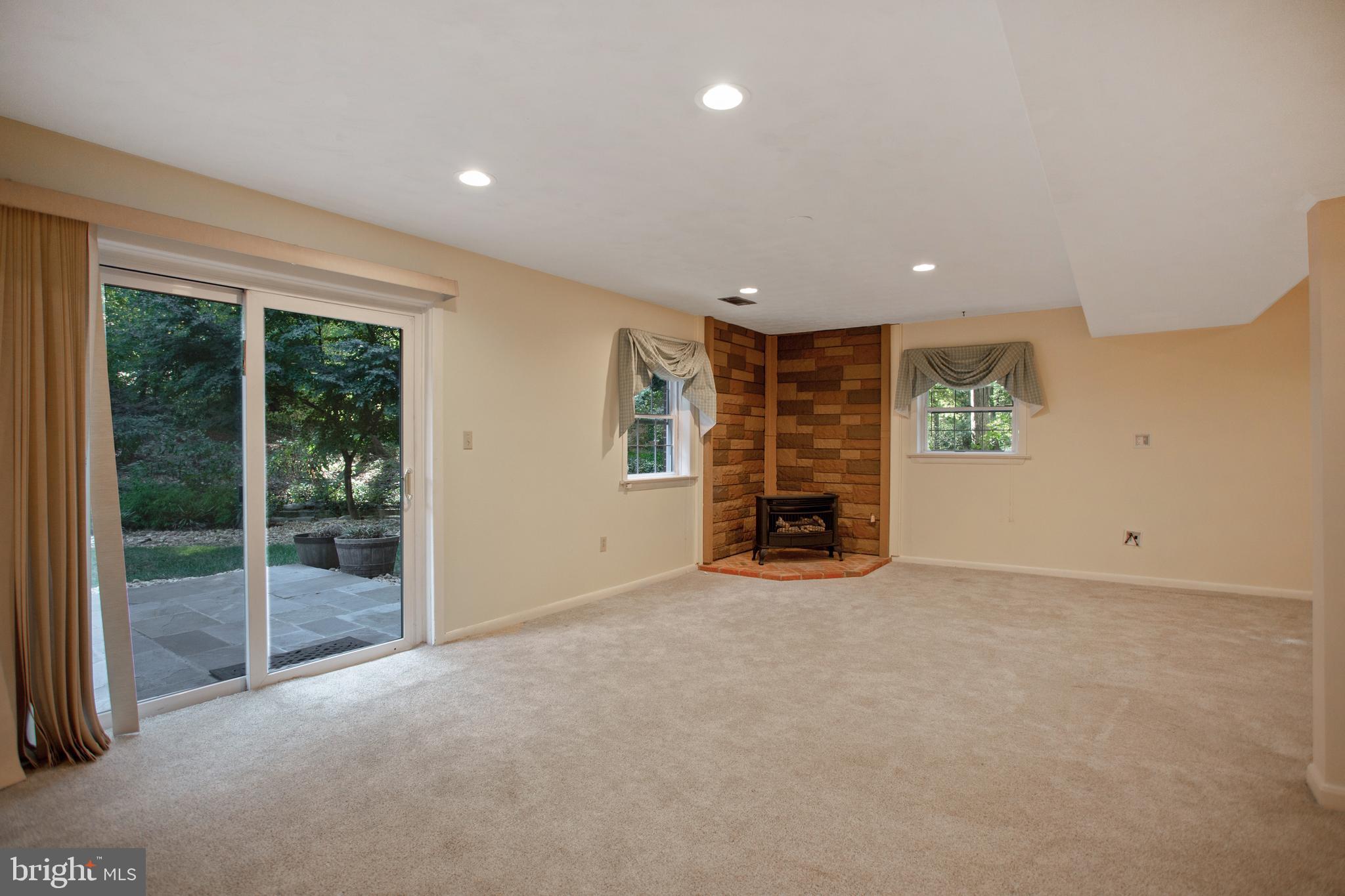 4029 Laurel Road Alexandria, VA 22309 - Photo 24 of 44 Gallery Image 24