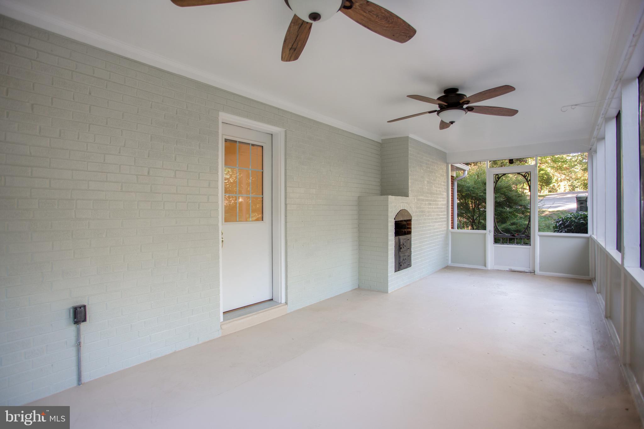 4029 Laurel Road Alexandria, VA 22309 - Photo 10 of 44 Gallery Image 10