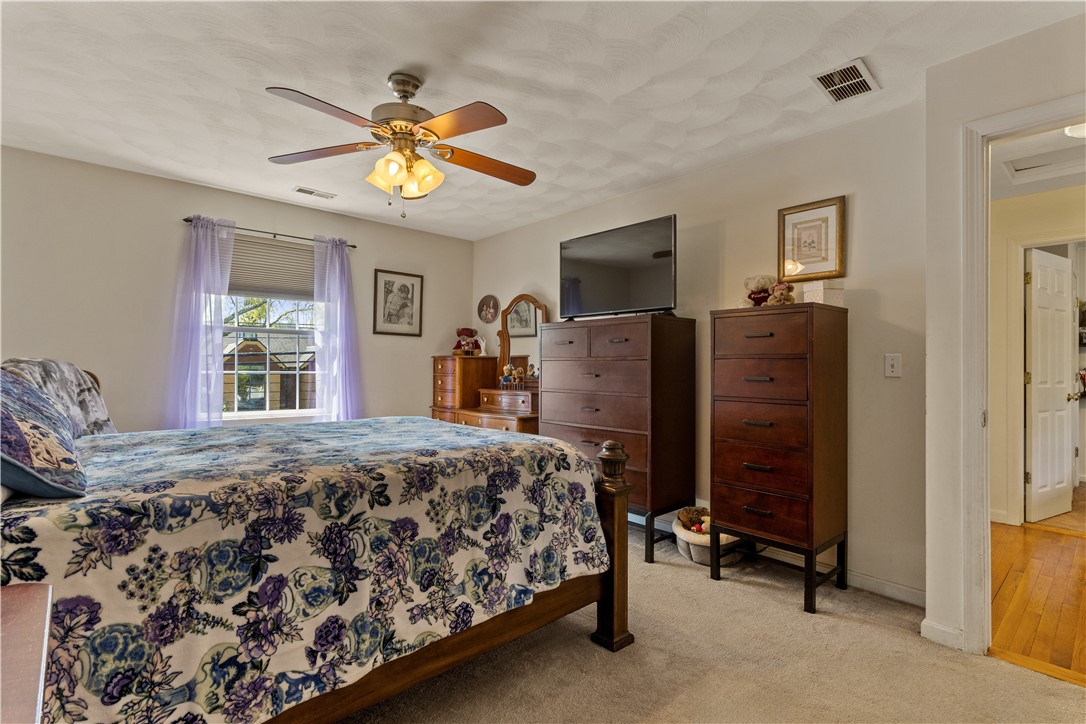 591 Sandy Lane Warwick, RI 02889 - Photo 23 of 47