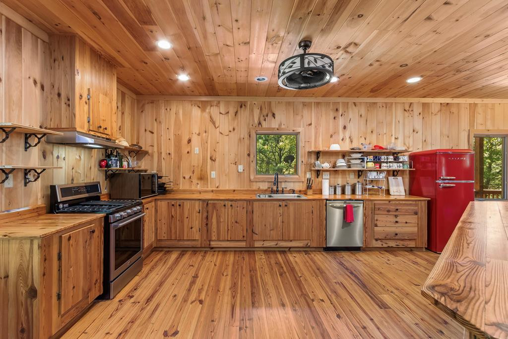 530 Hanging Dog Road Murphy, NC 28906 - Photo 17 of 84