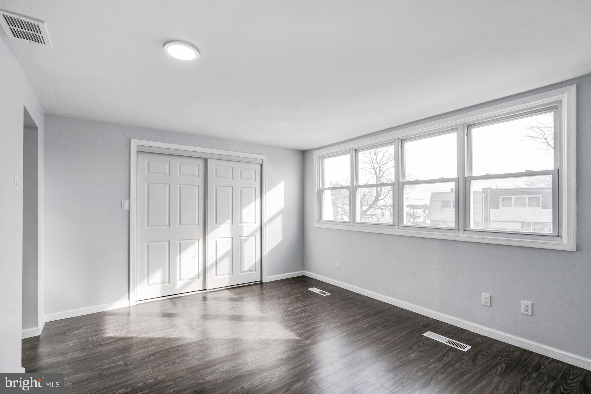 4206 Lawnside Road Philadelphia, PA 19154 - Photo 17 of 52 Gallery Image 17