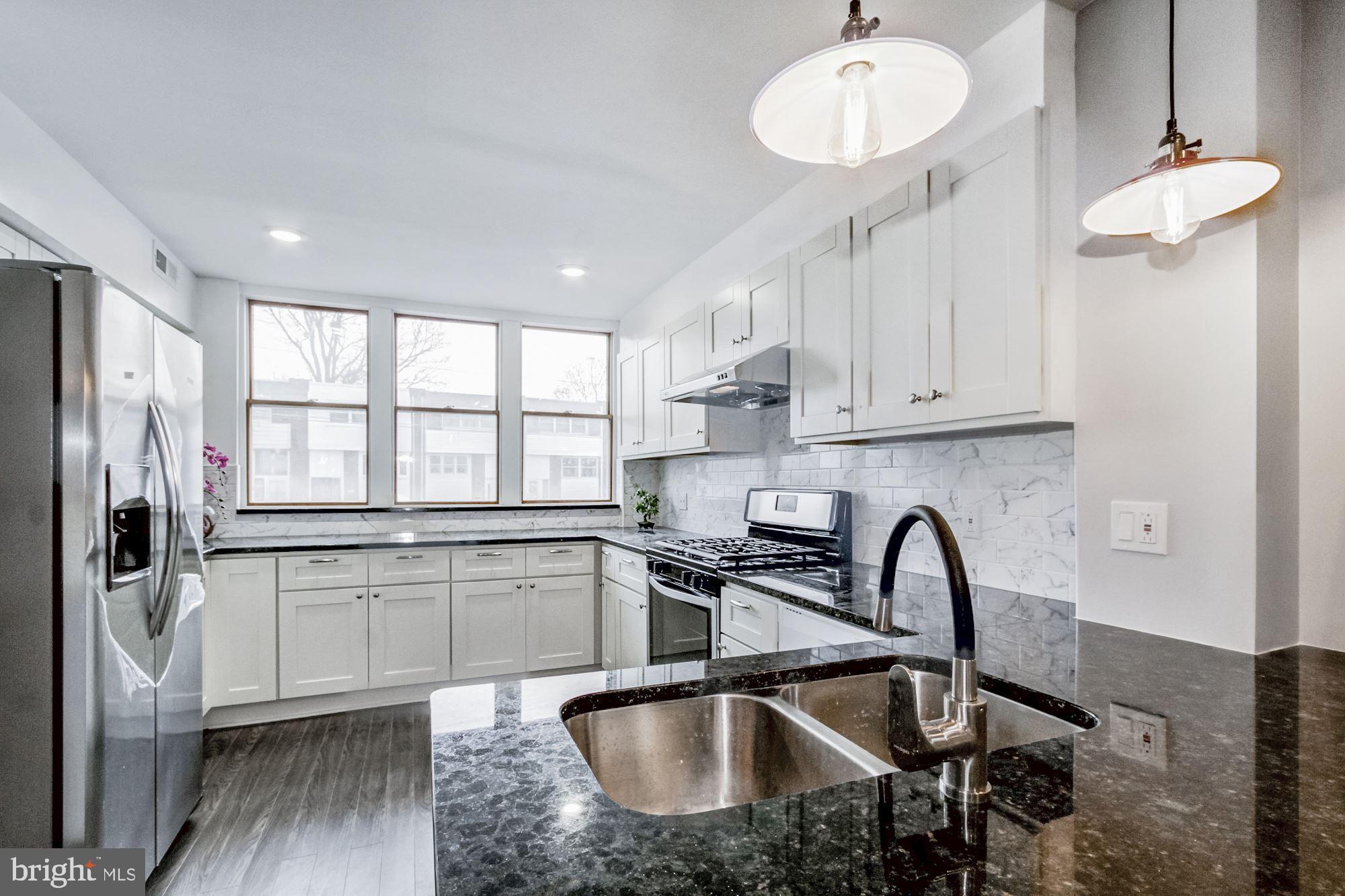 4206 Lawnside Road Philadelphia, PA 19154 - Photo 9 of 52 Gallery Image 9