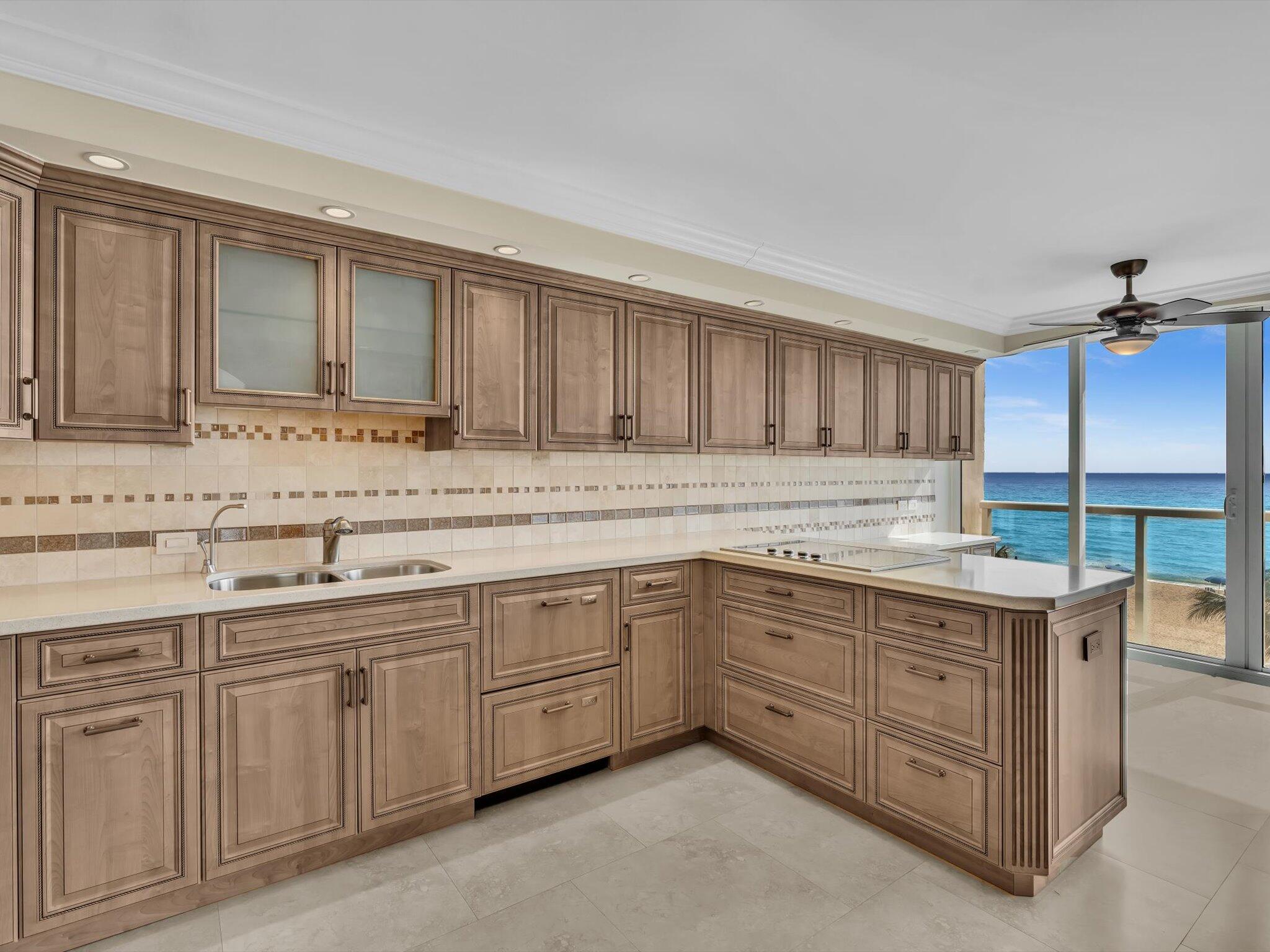 2800 South Ocean Boulevard, Unit 4M Boca Raton, FL 33432 - Photo 12 of 52 11-DSC4499
