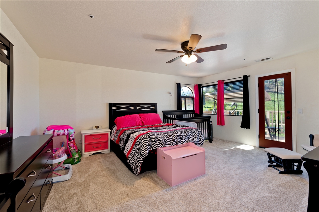 10398 Lilac Ridge Road Escondido, CA 92026 - Photo 15 of 25