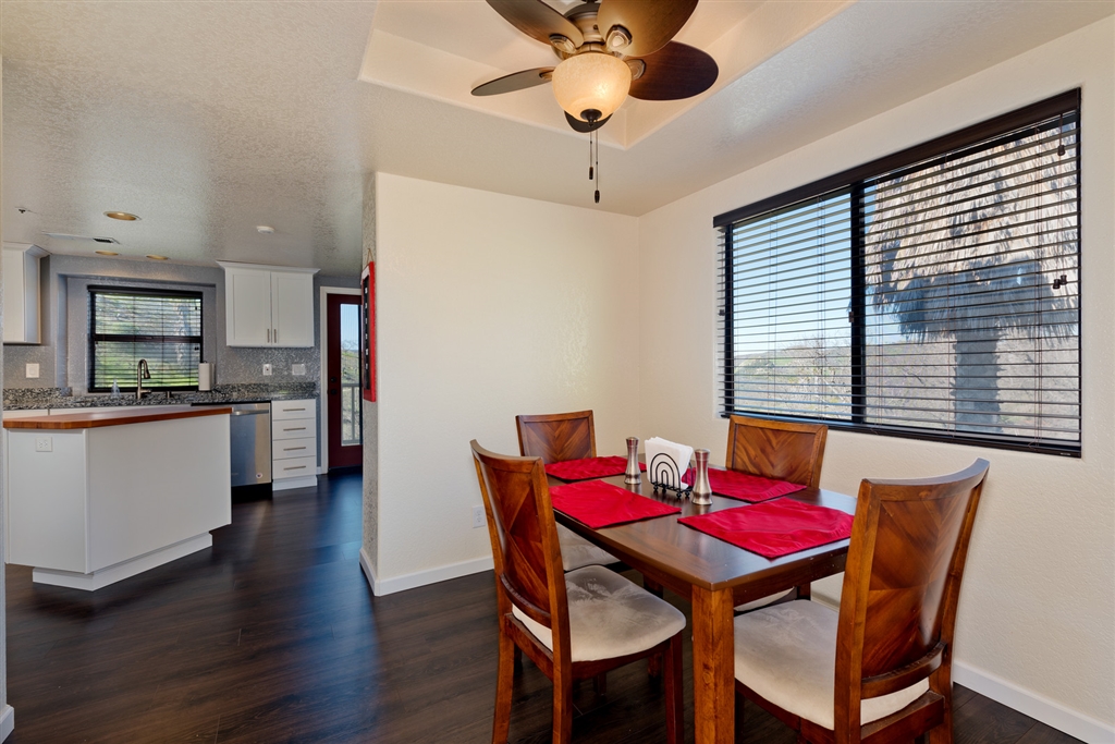 10398 Lilac Ridge Road Escondido, CA 92026 - Photo 6 of 25