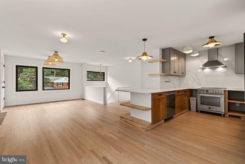 963 North Rochester Street Arlington, VA 22205 - Photo 7 of 43 Gallery Image 7