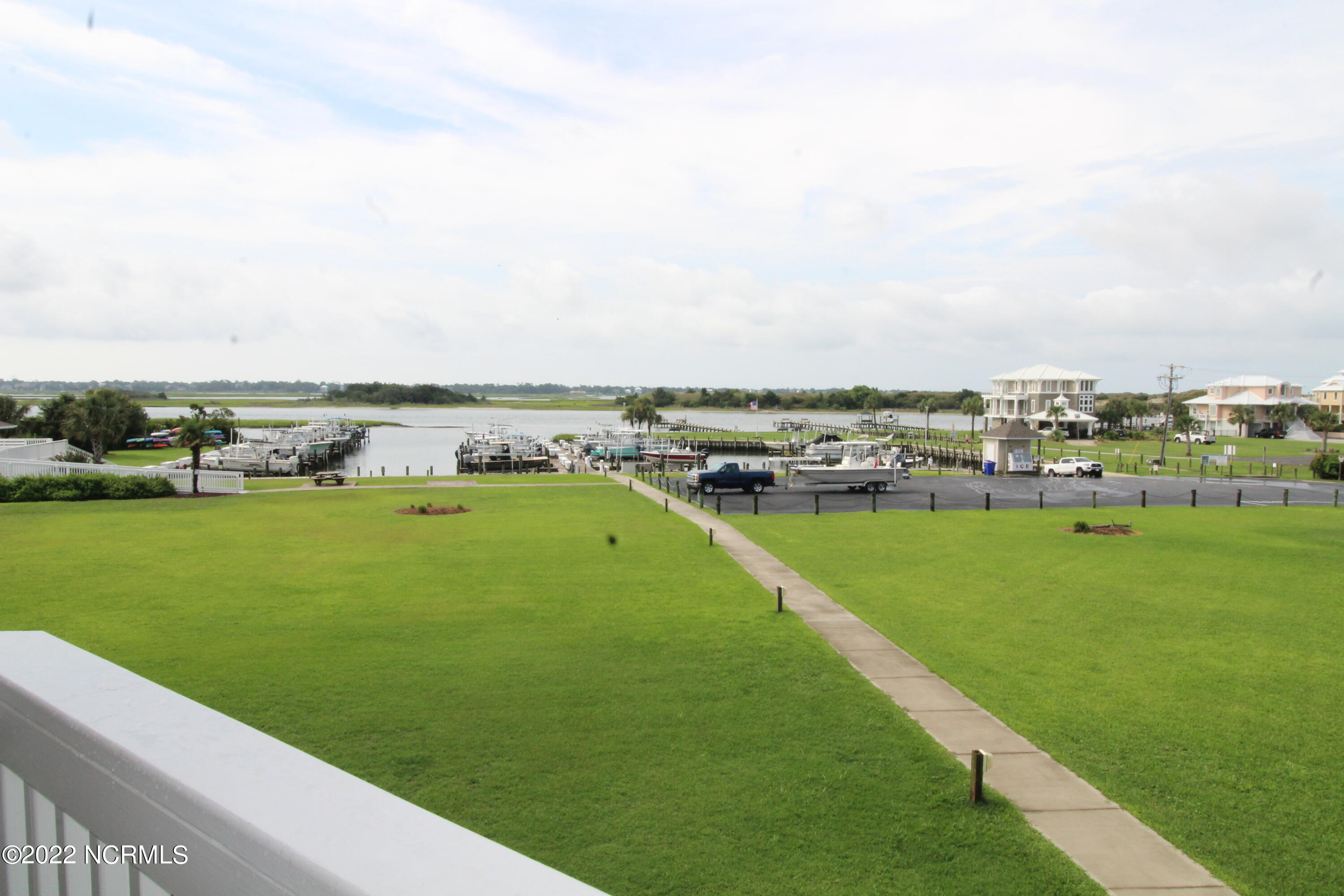 650 Cedar Point Boulevard, Unit B27 Cedar Point, NC 28584 - Photo 11 of 14 IMG_6049