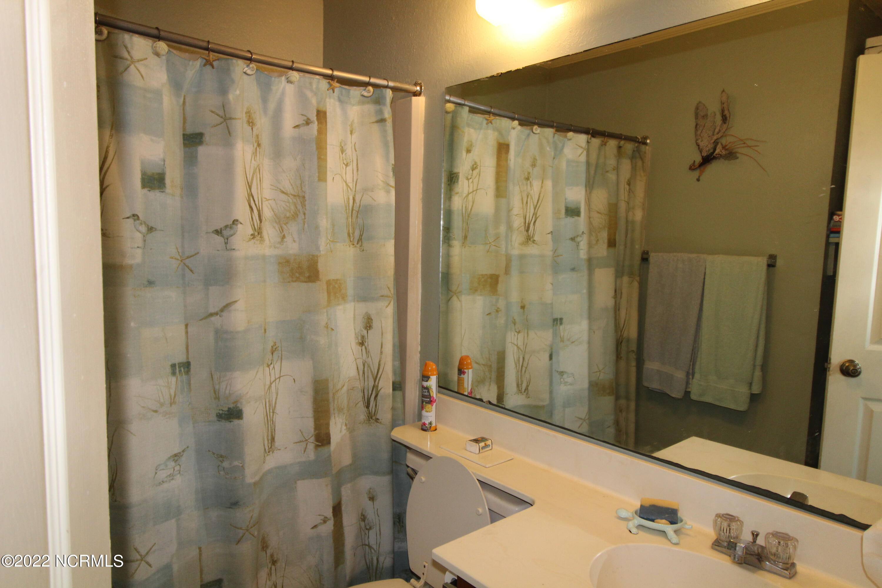 650 Cedar Point Boulevard, Unit B27 Cedar Point, NC 28584 - Photo 5 of 14 IMG_6040