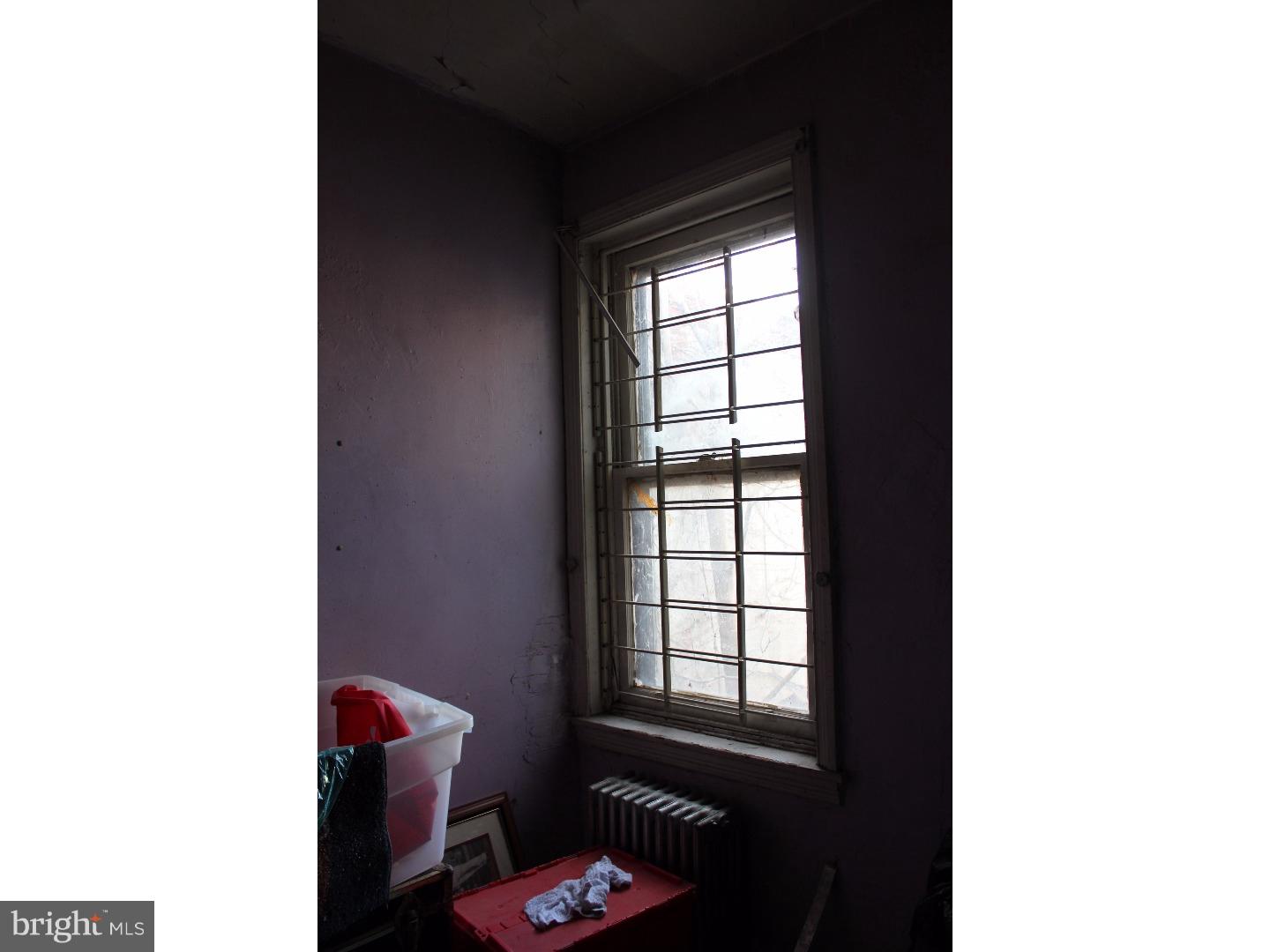 1717 Tasker Street Philadelphia, PA 19145 - Photo 17 of 25 Bedroom 3