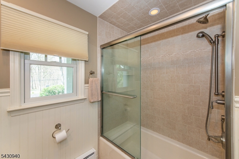 136 South Road Randolph, NJ 07945 - Photo 19 of 27