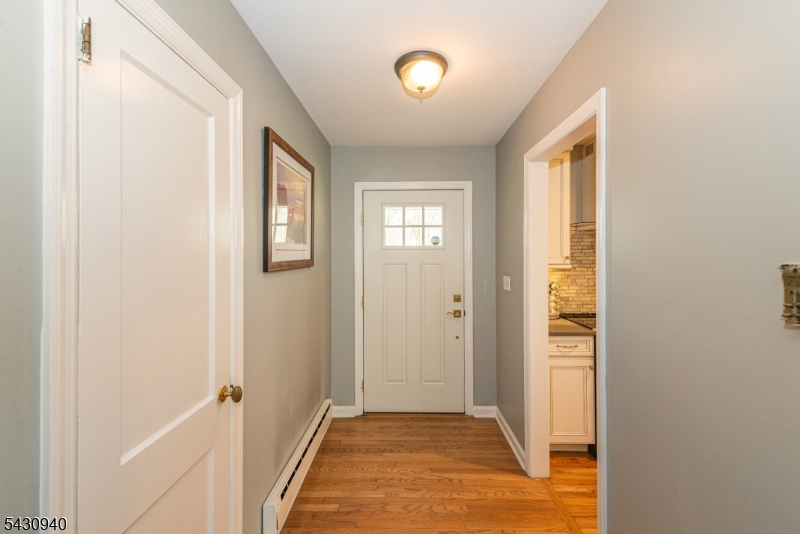 136 South Road Randolph, NJ 07945 - Photo 2 of 27