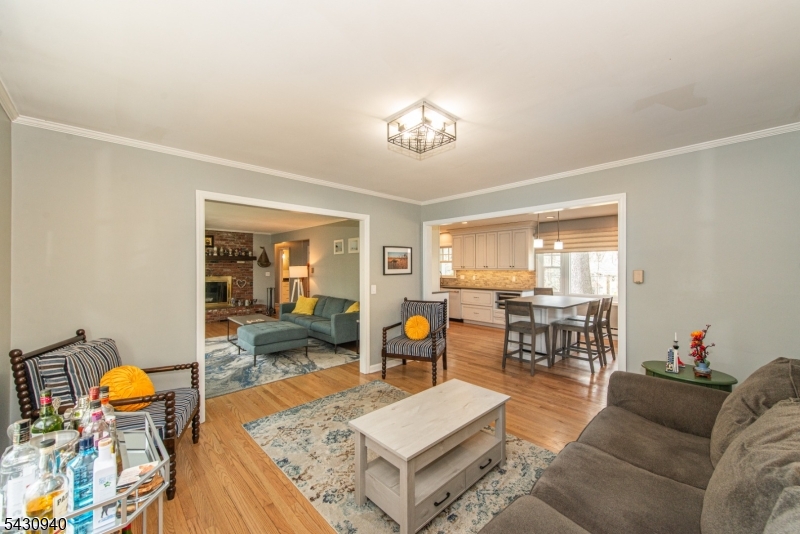 136 South Road Randolph, NJ 07945 - Photo 8 of 27