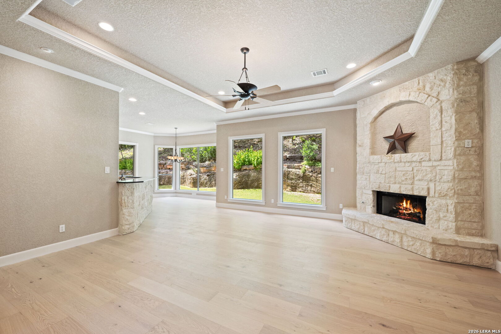 14740 Chinquapin Helotes, TX 78023 - Photo 5 of 47