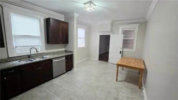 $1,350 | 527 3rd Street, Gretna, LA 70053