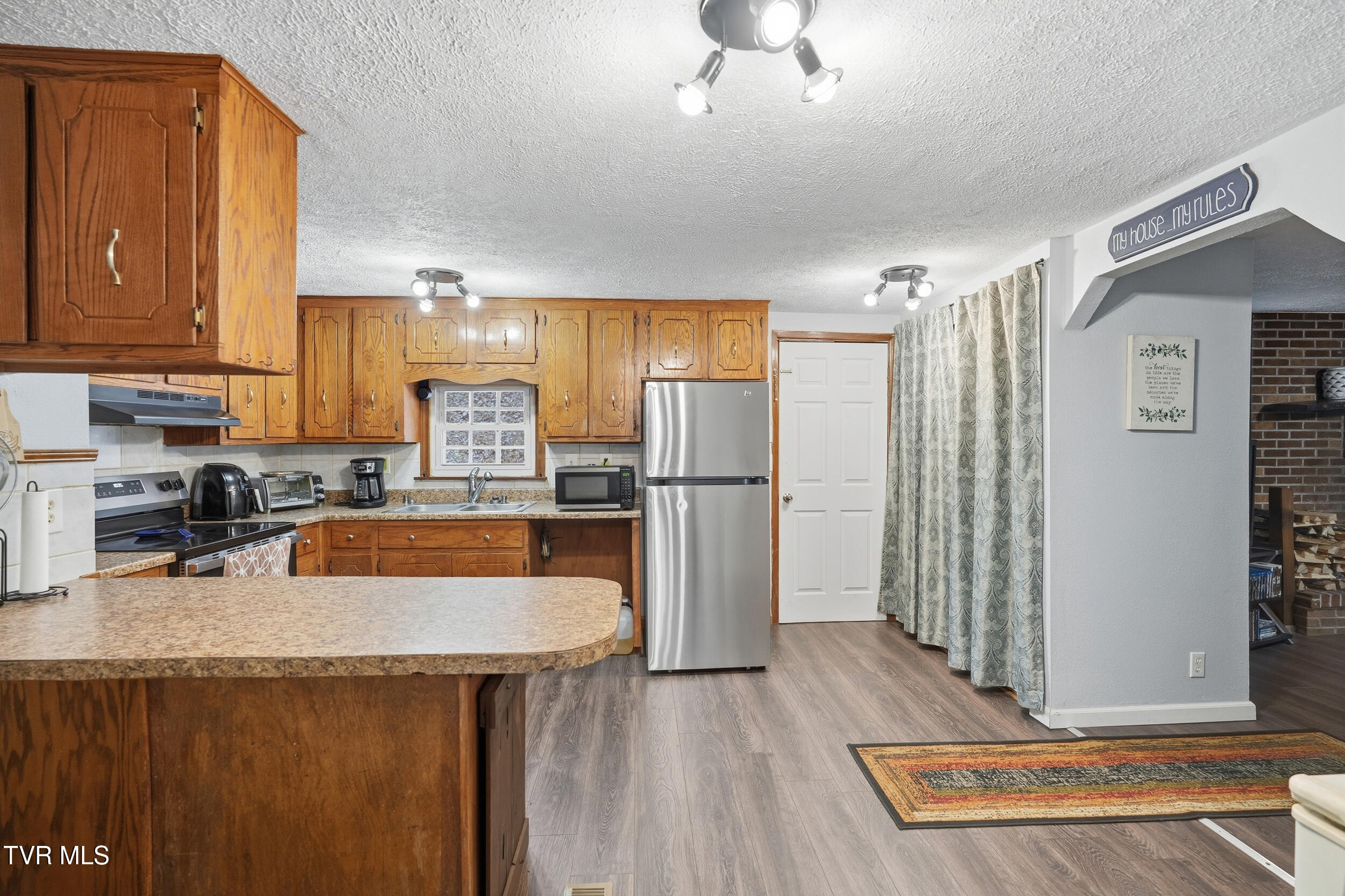 430 Arrowhead Drive Duffield, VA 24244 - Photo 7 of 25 6_430 arrowhead dr-06