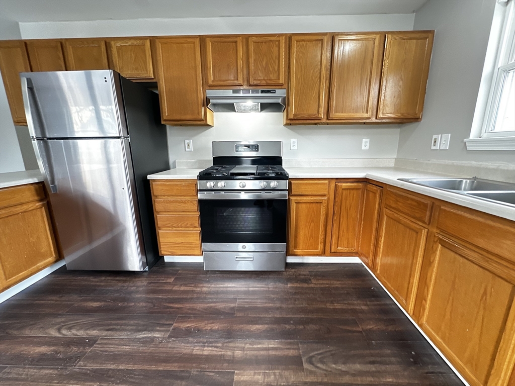 6 Maple Street, Unit 2 South Hadley, MA 01075 - Photo 3 of 13