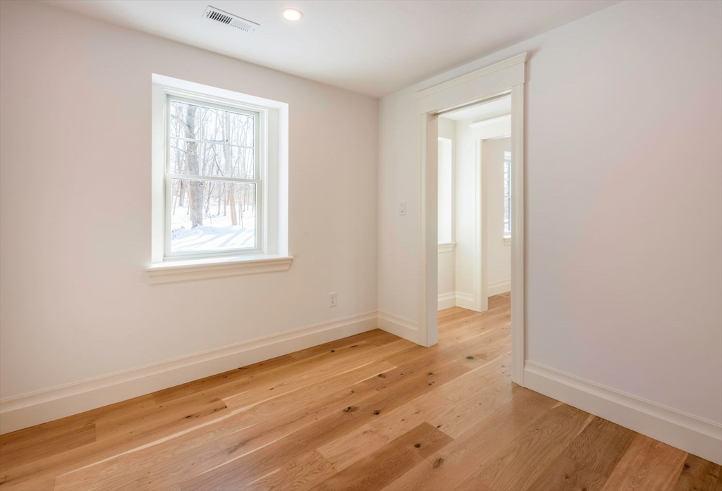 7 Colburn Street Gloucester, MA 01930 - Photo 27 of 39