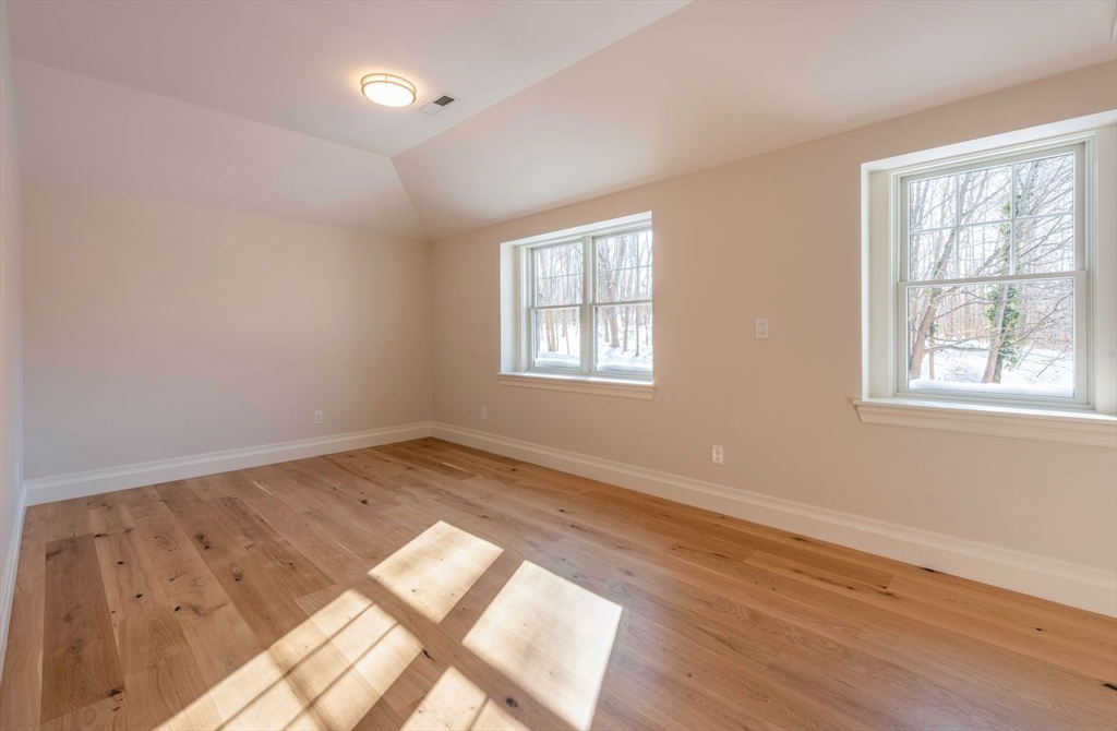 7 Colburn Street Gloucester, MA 01930 - Photo 28 of 38